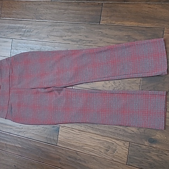 7th Avenue Design Studio Red & Grey Plaid Pullon Pants size Medium - Picture 1 of 10